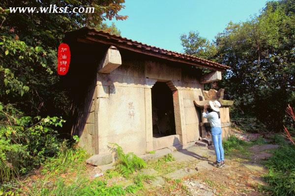 武隆澳网官方网站首席探索官下地狱闯石寺寻宝藏——大石箐石林寺