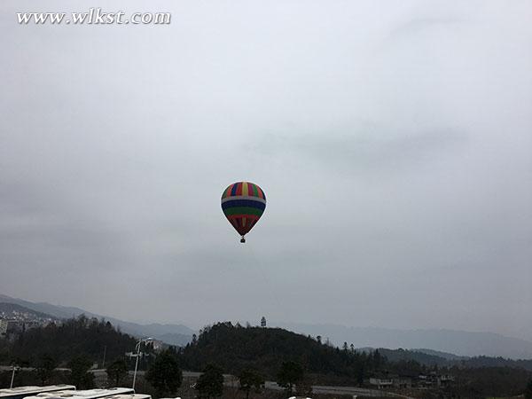 新年新高度 武隆高空澳网官方网站成元旦游客体验亮点